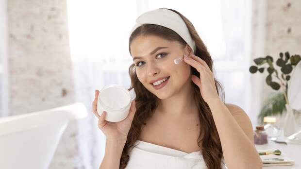 Формулы будущего: зачем нужна косметика из человеческих клеток