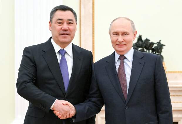Путин встретился с президентом Киргизии
