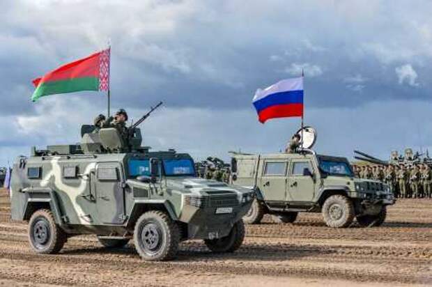 Военное сотрудничество России и Белоруссии получило неожиданный импульс — Одна Родина Военное сотрудничество России и Белоруссии получило неожиданный импульс