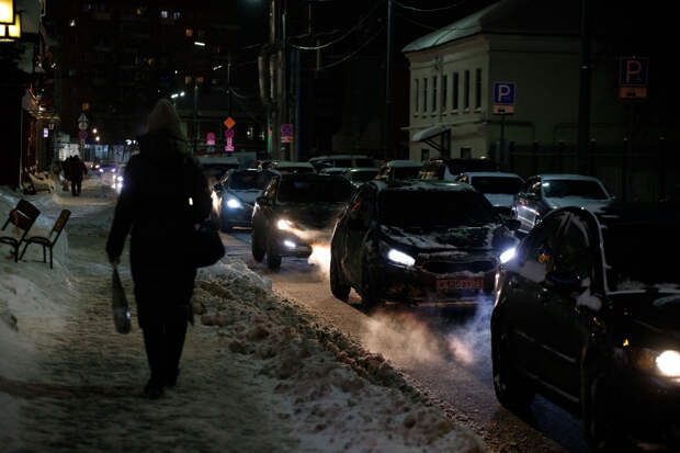 Тульских автомобилистов предупредили об ухудшении погоды и гололедице с 6 по 7 января