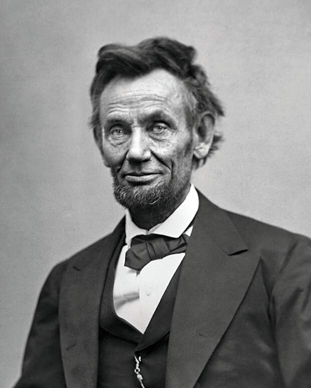 7. Abraham Lincoln.png