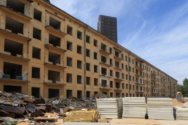 В СЗАО по программе реновации 40 домов демонтировали по технологии «умный снос»