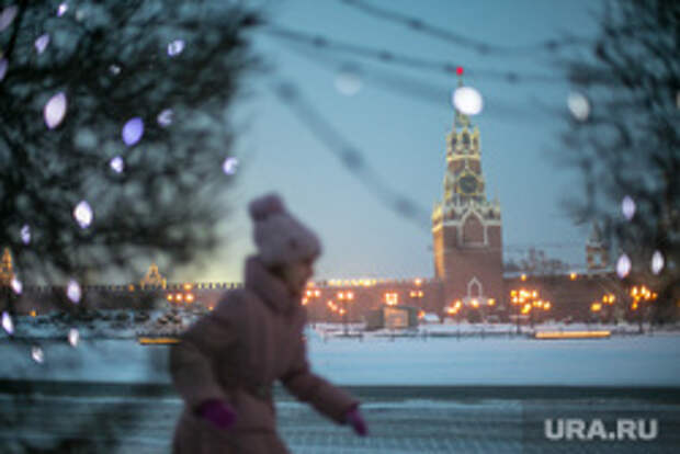 Новогодняя елка в Кремле. Москва, кремль, спасская башня