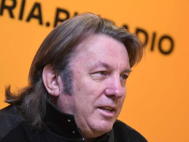 Певец Юрий Лоза назвал бредом и фейком лунную миссию американцев