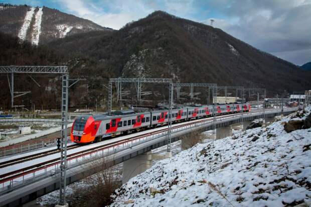 Дополнительные поезда на новогодние праздники пустят на юг: с 22 декабря