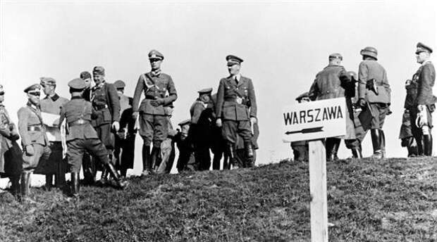 http://xbradtc2.com/wp-content/uploads/2012/09/poland-wwii-german-invasion-wide-horizontal.jpg?w=300