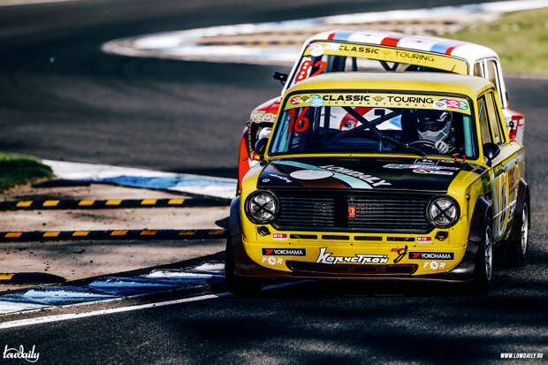 пилот за рулем ваз 2101 гонки