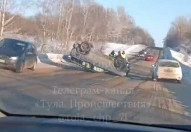 ДТП с "перевертышем" произошло на трассе Донской-Кимовск