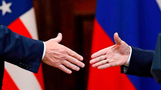 Карлсон: Трамп войдет в историю, если наладит отношения с Россией