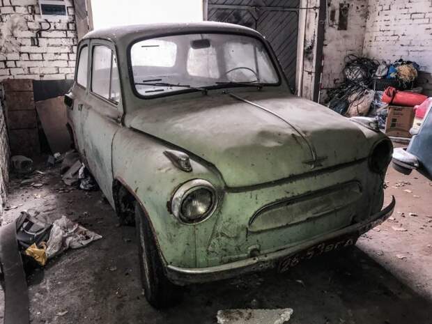 Гаражная находка: ранний "Запорожец" ЗАЗ-965 1961 года выпуска barn find, авто, автомобили, заз 965, заза, запорожец, олдтаймер, ретро авто