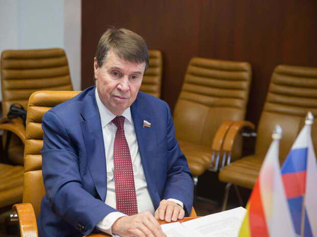 Сенатор Цеков предрек развал США и Европе