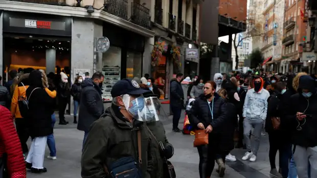 В Испании за сутки выявлено рекордное число случаев заболевания COVID-19