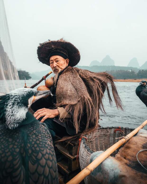 Фотограф сделал потрясающую серию снимков о традиционной китайской рыбалке 
