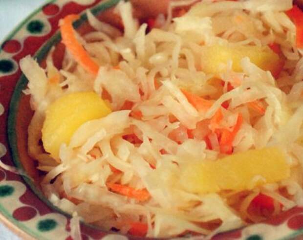 Классическая квашеная капуста в бочке на зиму