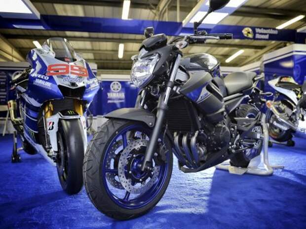Yamaha показала мотоциклы 2014 года - Фото 1