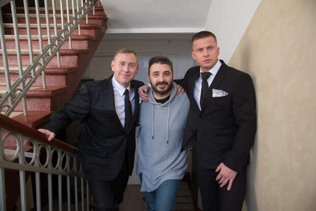 Михаил Тарабукин, Роман Курцын и другие звезды в новом сериале братьев Андреасян