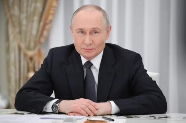 Кандидат в президенты Польши Мацяк защитил Путина в прямом эфире