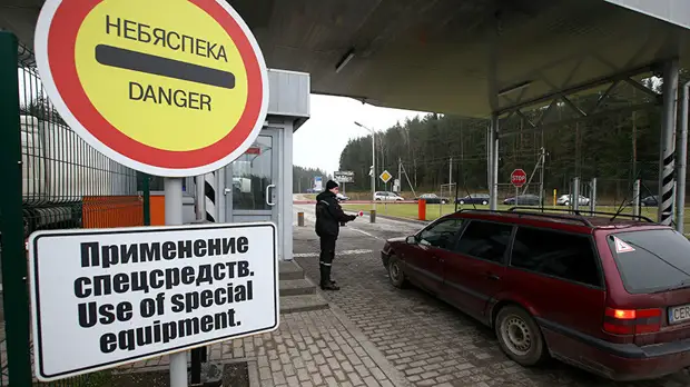 «Прибыльный бизнес»: в Белоруссии раскрыли незаконный транзит оружия с Украины в Россию