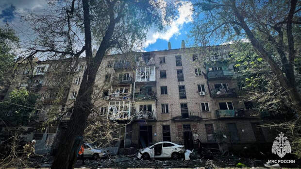 Массированный удар по Луганску - 6 ракет ATACMS, эвакуация из-под завалов: трое погибших, 7 спасены