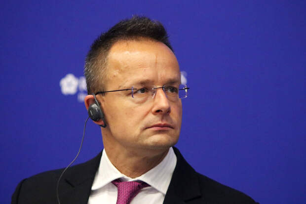 Глава МИД Венгрии Сийярто: переговоры по Украине должны начаться немедленно