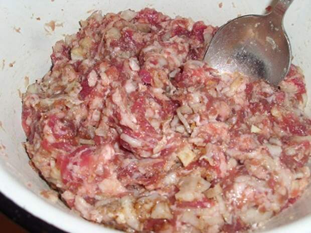 Вкусные чебуреки. Готовим фарш
