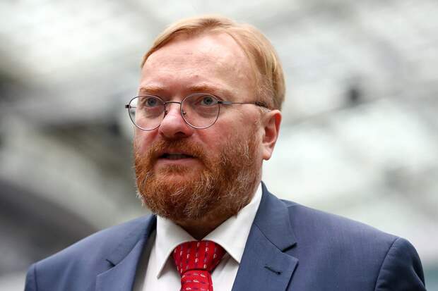 Виталий Милонов отреагировал на оскорбления на «Шансоне года»