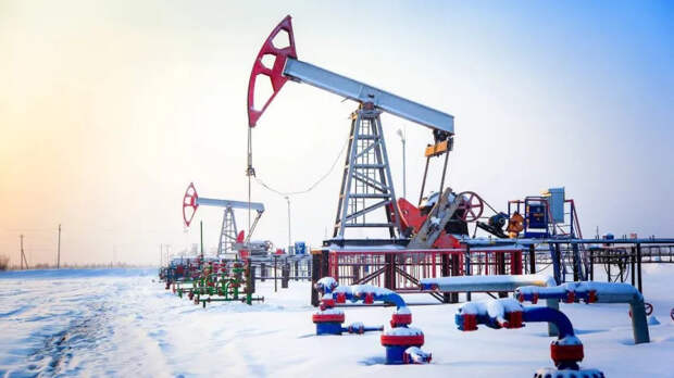 «Рынок верит»: эксперт объяснил разницу в цене «бумажной» и физической нефти