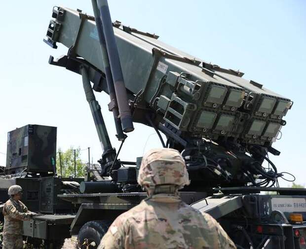 NYT: переданные Испанией ракеты для систем ПВО Patriot скоро доставят Украине