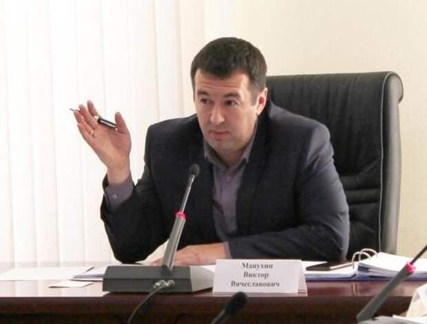 "Больдель в квартире? Не, не знаю", уволен вице-мэр Нягани за содержание притона