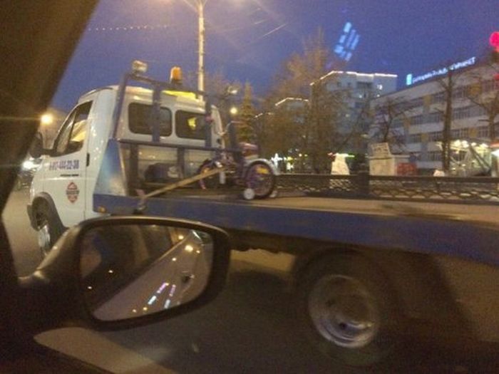 Свежие автоприколы (32 картинки)
