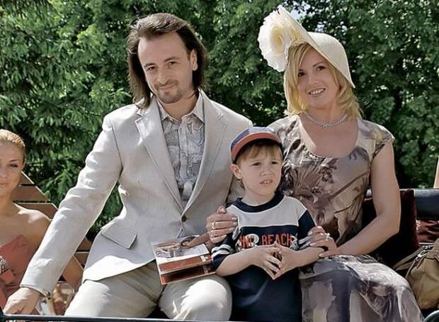 Илья Авербух с женой Ириной Лобачёвой и сыном Мартином