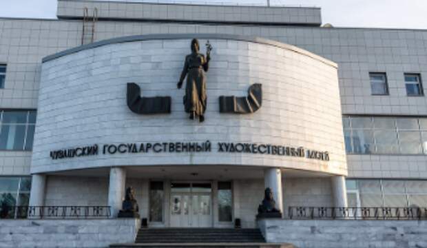 «Чернобыль. Опалённая весна»: в Чувашском художественном музее открылась выставка к 40-летию аварии на АЭС