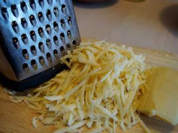Пошаговый рецепт: Котлеты из крабовых палочек с сыром - Шаг 4