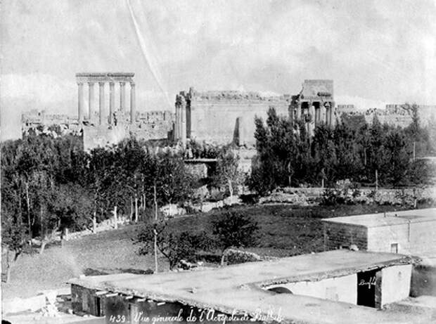 Bonfils, ca. 1870. "439. Vue generale de l'Acropole de Balbek.