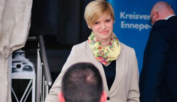 Единственный депутат в Германии не встала, увидев делегацию Украины