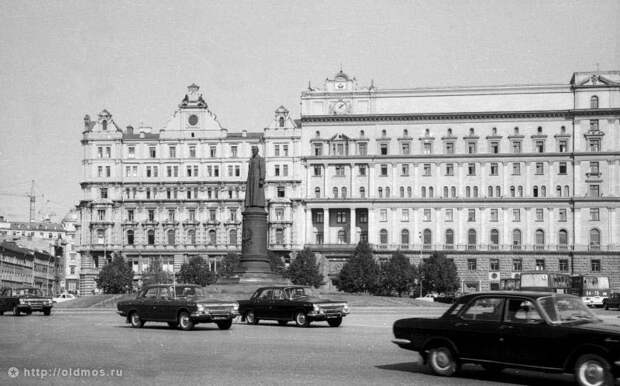 Самая красивая площадь Москвы lubyanskayaploshad 36 Самая красивая площадь Москвы
