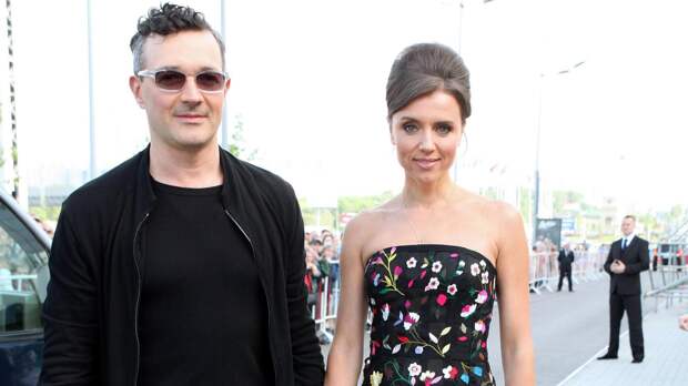 Егор Бероев и Ксения Алфёрова впервые вышли в свет без обручальных колец