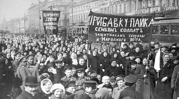 «Кормите детей защитников мира» — один из лозунгов Февральской стачки