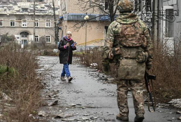 В Москве представили доклад о военных преступлениях ВСУ в Красноармейске