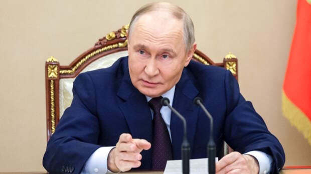 Путин рассказал о желании "европейских подсвинков" поживиться на России