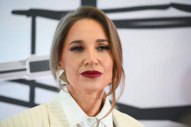 Юлия Ковальчук высказалась об уколах красоты словами «у меня все в морщинах»