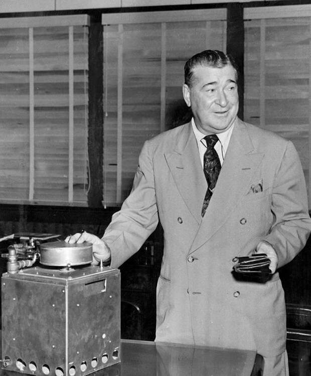 Американский предприниматель и судостроитель Эндрю Хиггинс (1886 - 1952 г.г.) Фото из открытых источников.