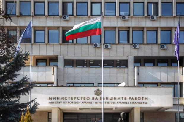 Болгария вышлет российского дипломата