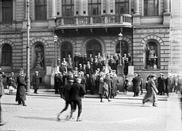 Война с Россией – главное для чего создаются новые народы