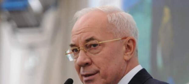 Азаров рассказал, что было бы с Украиной, если бы Янукович разогнал «евромайдан»