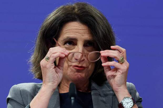 В Еврокомиссии заявили об ответных мерах ЕС против США из-за Гренландии