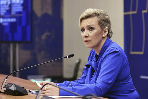 Захарова раскритиковала идею привлечь женщин к разминированию на Украине
