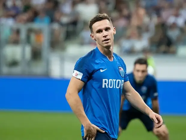 Нападающему «Ротора» Муллину сломали челюсть в матче с «Томью»