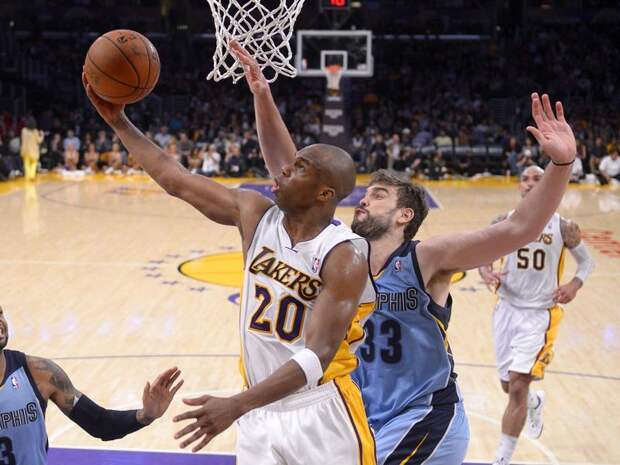 10. Los Angeles Lakers