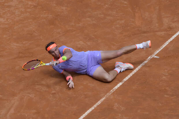 Надаль не уверен, что выступит на «Ролан Гаррос»